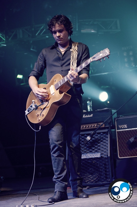 La lengua y honestidad de Calamaro en Caracas on the Rocks