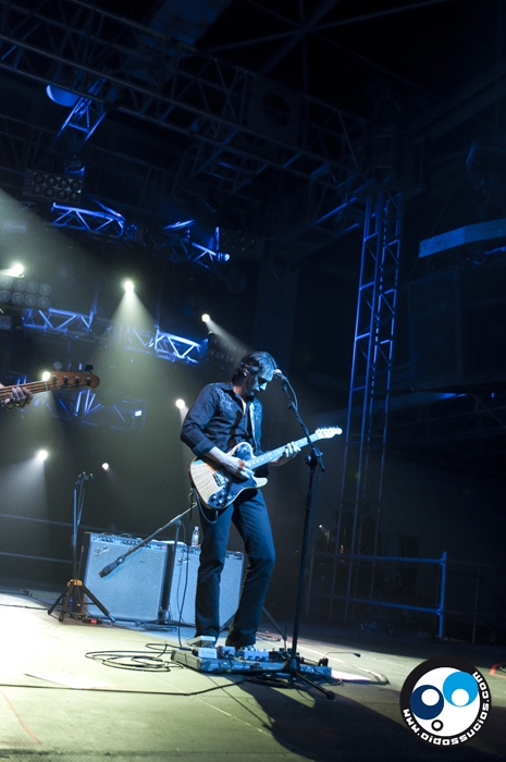 La lengua y honestidad de Calamaro en Caracas on the Rocks