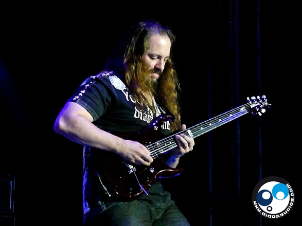 Satriani, Petrucci y Morse: 18 cuerdas que electrizaron la noche caraqueña