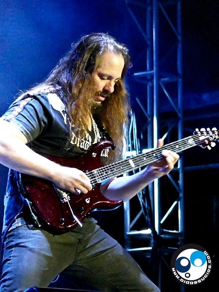 Satriani, Petrucci y Morse: 18 cuerdas que electrizaron la noche caraqueña