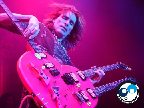 Steve Vai y Café Tacvba, los posibles shows de fin de año