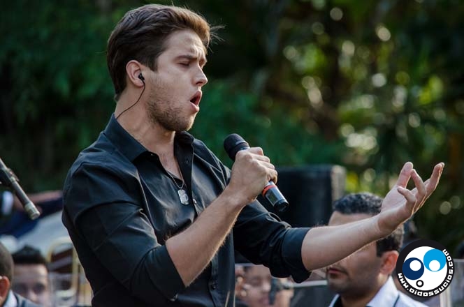 Corp Banca se llenó de músicos Locos Por La Paz (Fotos y reseña)